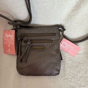 Stone Mountain Accessories Gray Crossbody Bag with Versatile Design